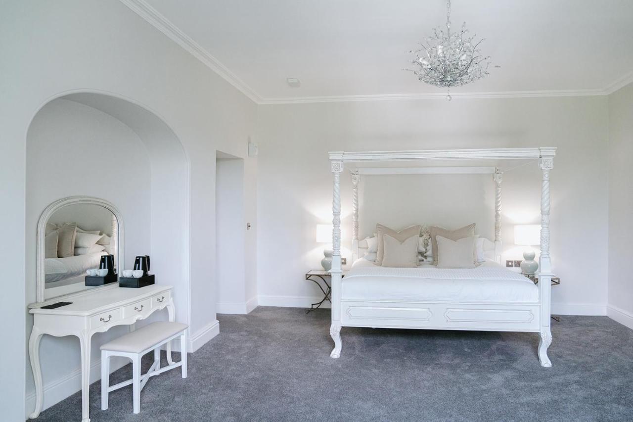 Highfield Hall Mold Bagian luar foto