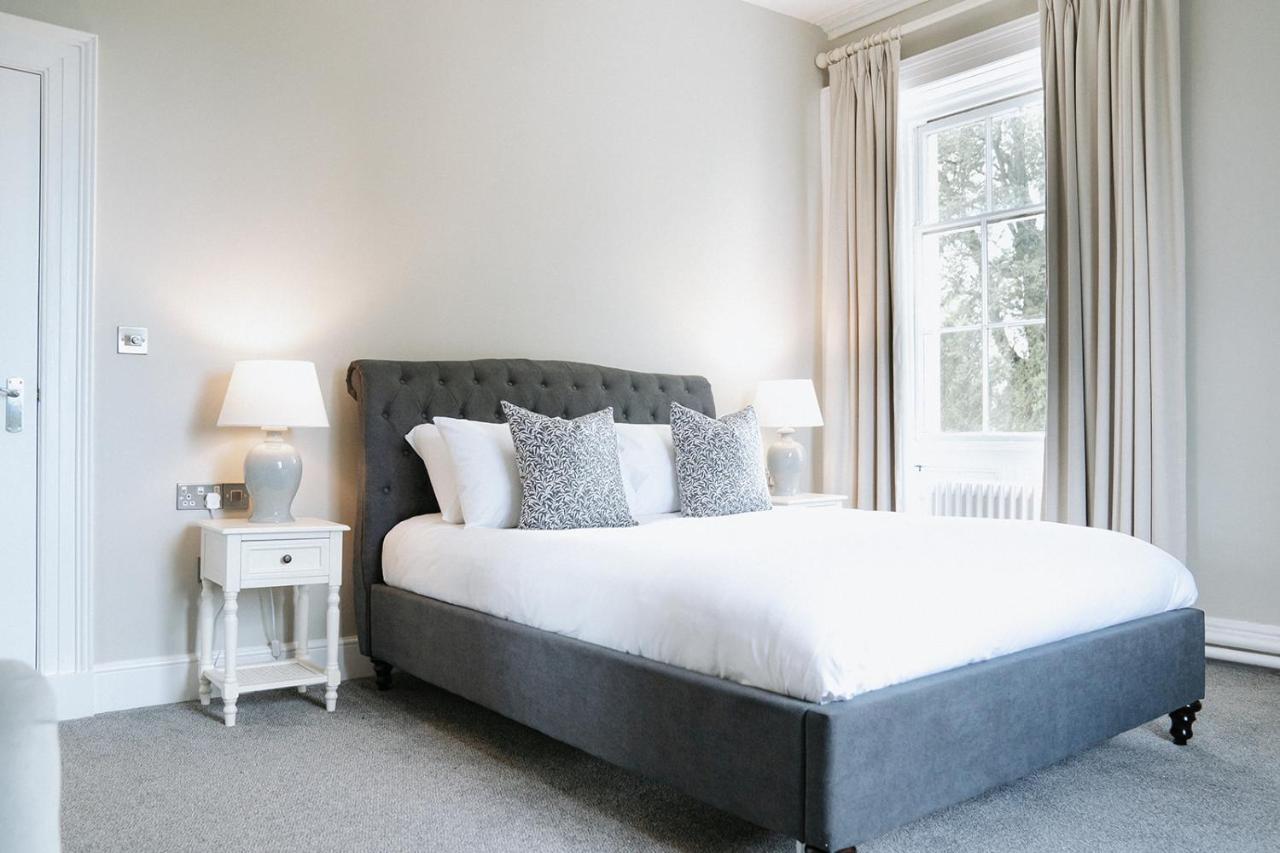 Highfield Hall Mold Bagian luar foto